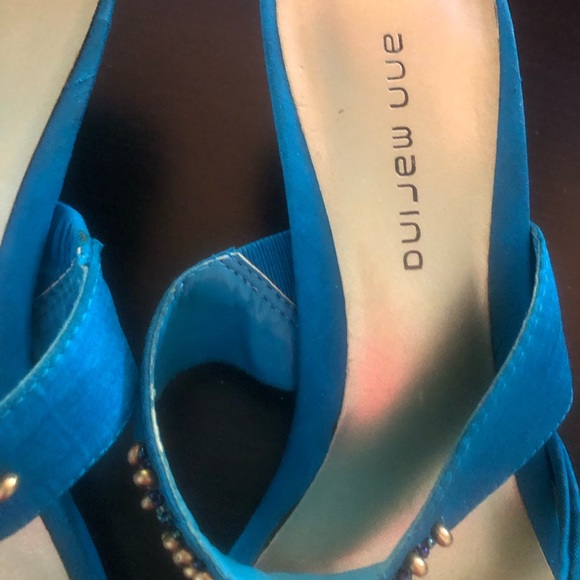 Gorgeous sandals by Ann Marino - Picture 4 of 7